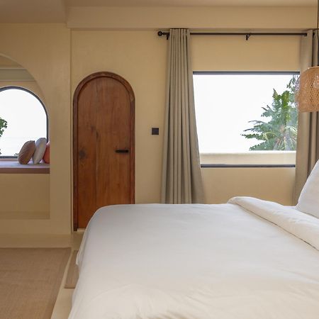 Isla Retreat Hotel Fehendhoo Ngoại thất bức ảnh