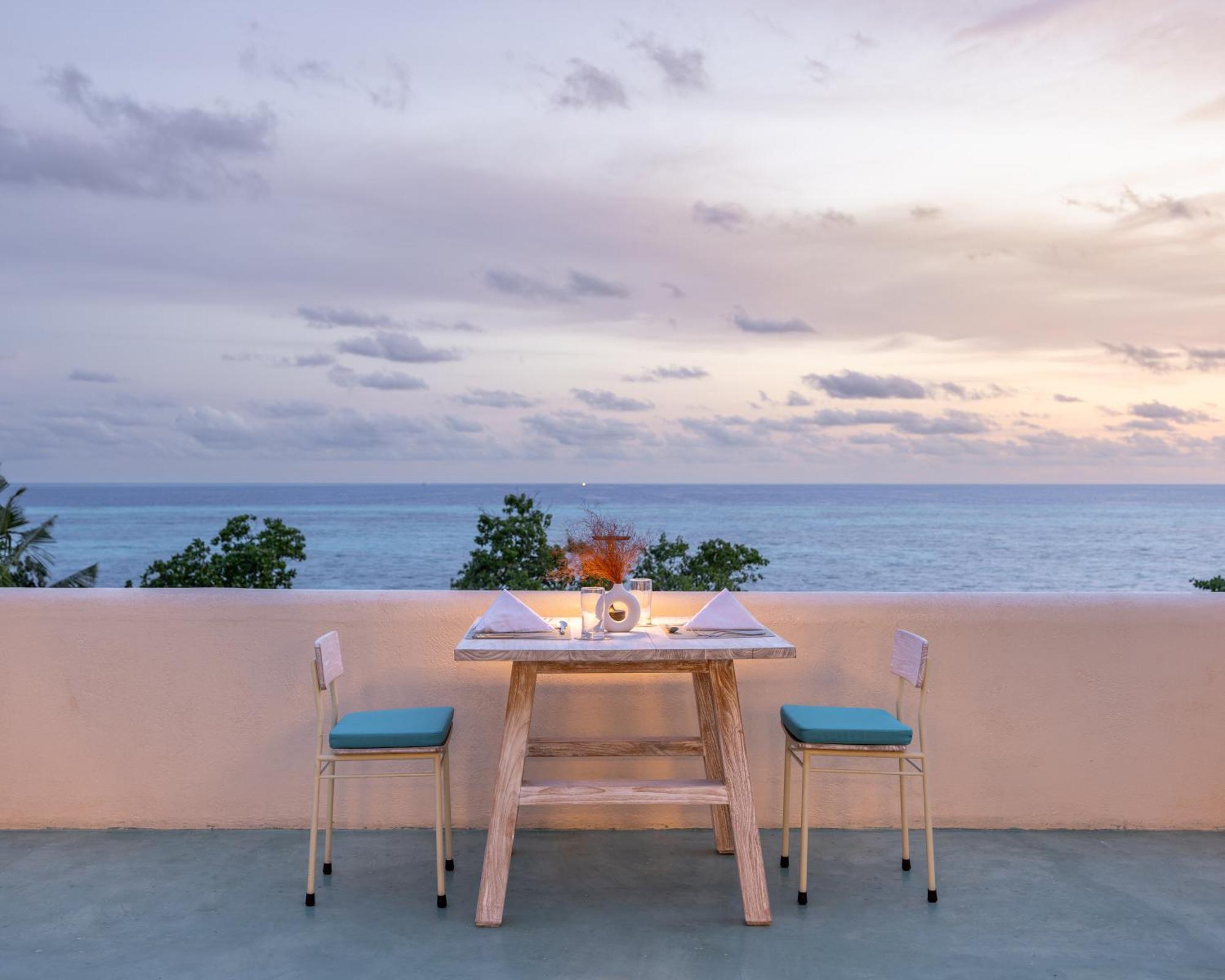 Isla Retreat Hotel Fehendhoo Ngoại thất bức ảnh